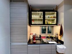 8 Saint Thomas (D9), Condominium #576812171